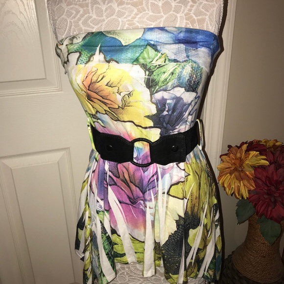 Mandee Fun & Flirty Belted Tube Top 😍 - Picture 7 of 11